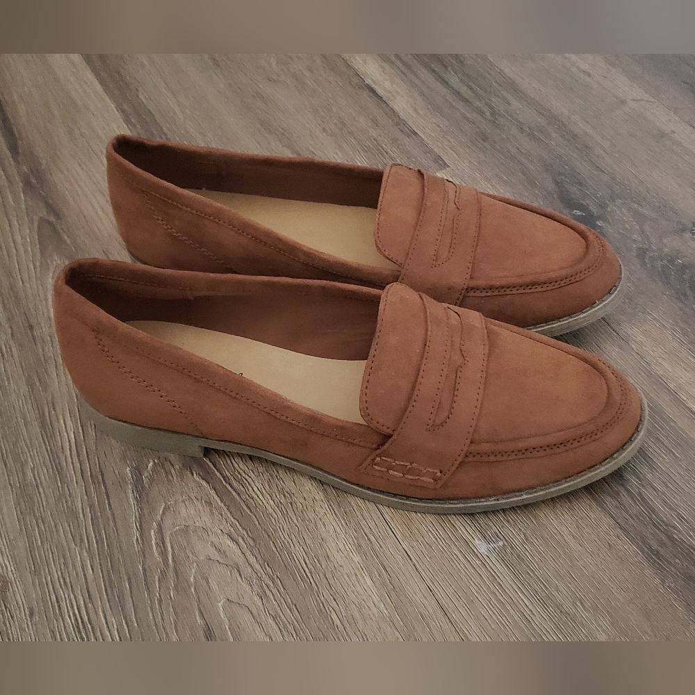American Eagle Brown Penny Loafers